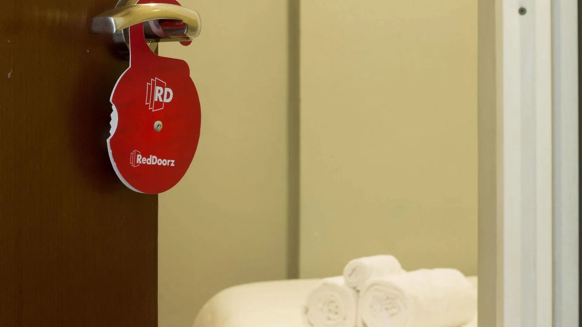 *** Affittacamere Hotel Reddoorz @ Pulau Misol Street Denpasar Indonesia